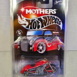 2002 Hot Wheels Mothers Series #2 LiL' BIT FOOSED Car #1 of 4 in Protector NEW